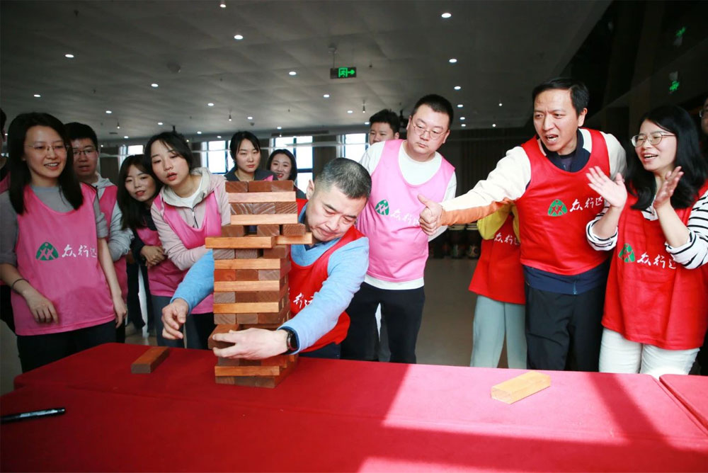 這樣的團(tuán)建游戲正在流行